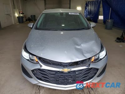 Piąte zdjęcie samochodu w środku: 2019 CHEVROLET CRUZE LS VIN:1G1BC5SM3K7114008 - miniatura