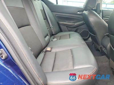 Zdjęcie 10 z 12 samochodu: 2021 NISSAN ALTIMA SR VIN:1N4BL4CV8MN380489 - miniatura