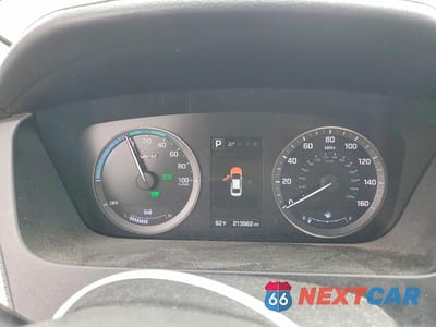 Zdjęcie 9 z 12 samochodu: 2017 HYUNDAI SONATA HYBRID SE VIN:KMHE24L36HA063411 - miniatura