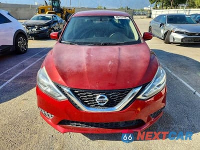 Piąte zdjęcie samochodu w środku: 2019 NISSAN SENTRA SV VIN:3N1AB7AP1KY223128 - miniatura