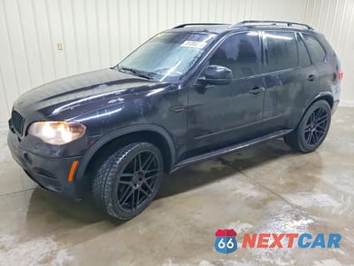 2013 BMW X5 XDRIVE35I 5UXZV4C5XD0B05823 - główne zdjęcie licytacji z USA - miniatura