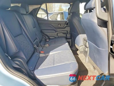 Zdjęcie 11 z 14 samochodu: 2026 TOYOTA 4RUNNER PLATINUM HV VIN:JTEVB5BR8T5032660 - miniatura