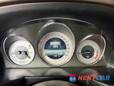 Zdjęcie 8 z 14 samochodu: 2015 MERCEDES-BENZ GLK 350 VIN:WDCGG5HB3FG431200 - miniatura