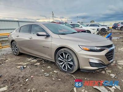 Czwarte zdjęcie samochodu z boku: 2024 CHEVROLET MALIBU RS VIN:1G1ZG5ST9RF191136 - miniatura