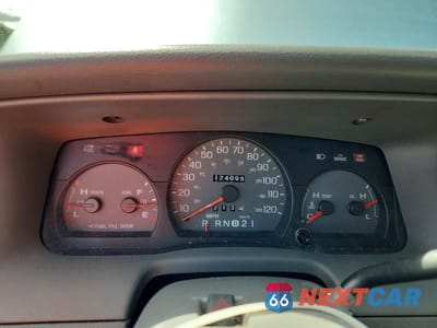 Zdjęcie 9 z 12 samochodu: 2003 MERCURY GRAND MARQUIS LS VIN:2MEFM75W83X664958 - miniatura