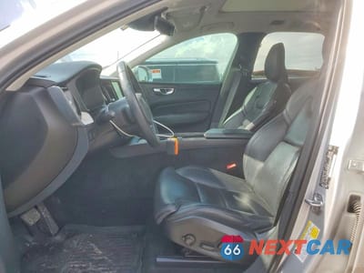 Zdjęcie 7 z 14 samochodu: 2021 VOLVO XC60 T5 INSCRIPTION VIN:YV4102DL6M1860079 - miniatura