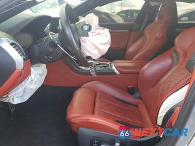 Zdjęcie 7 z 12 samochodu: 2023 BMW M8 VIN:WBSGV0C06PCL15706 - miniatura