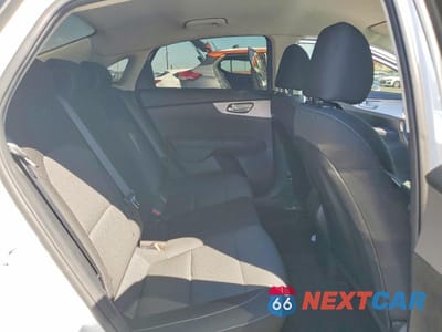 Zdjęcie 10 z 12 samochodu: 2022 KIA FORTE LXS VIN:3KPF24AD1NE488449 - miniatura