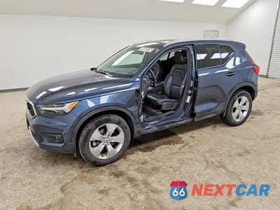2022 VOLVO XC40 T5 MOMENTUM YV4162UK9N2747891 - główne zdjęcie licytacji z USA - miniatura