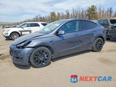 2023 TESLA MODEL Y 7SAYGAEE2PF836805 - główne zdjęcie licytacji z USA - miniatura