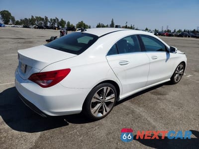 Trzecie zdjęcie samochodu z tyłu: 2018 MERCEDES-BENZ CLA 250 VIN:WDDSJ4EB4JN692264 - miniatura