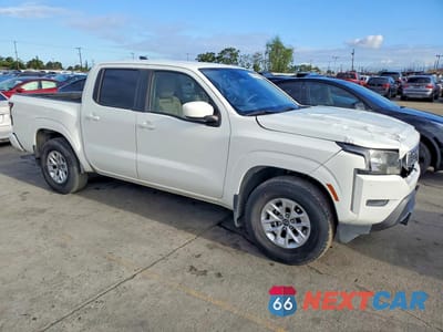 Czwarte zdjęcie samochodu z boku: 2024 NISSAN FRONTIER SV VIN:1N6ED1EJXRN601091 - miniatura