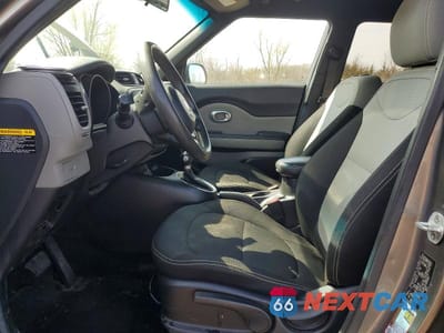 Zdjęcie 7 z 11 samochodu: 2016 KIA SOUL + VIN:KNDJP3A50G7295940 - miniatura