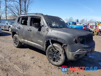 Czwarte zdjęcie samochodu z boku: 2016 JEEP RENEGADE TRAILHAWK VIN:ZACCJBCT5GPC86959 - miniatura