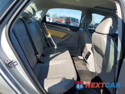 Zdjęcie 10 z 12 samochodu: 2016 VOLKSWAGEN PASSAT SE VIN:1VWBS7A36GC032915 - miniatura