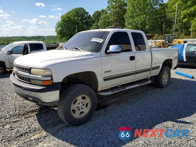 1999 CHEVROLET SILVERADO K1500 2GCEK19T4X1221084 - główne zdjęcie licytacji z USA - miniatura