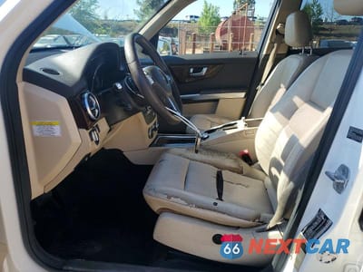 Zdjęcie 7 z 12 samochodu: 2013 MERCEDES-BENZ GLK 350 VIN:WDCGG5HB5DG079069 - miniatura