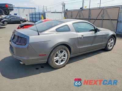 Trzecie zdjęcie samochodu z tyłu: 2013 FORD MUSTANG VIN:1ZVBP8AM5D5259528 - miniatura