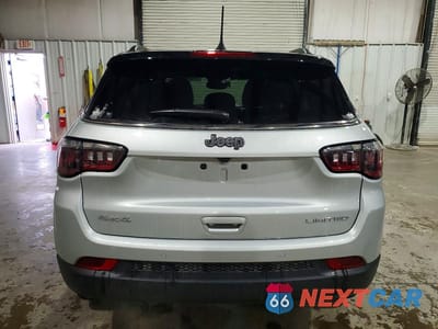 Zdjęcie 6 z 12 samochodu: 2025 JEEP COMPASS LIMITED VIN:3C4NJDCN4ST621443 - miniatura