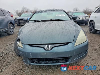 Piąte zdjęcie samochodu w środku: 2004 HONDA ACCORD EX VIN:1HGCM82674A016828 - miniatura