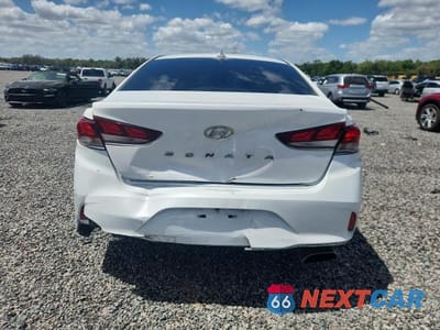 Zdjęcie 6 z 12 samochodu: 2019 HYUNDAI SONATA SEL VIN:5NPE34AF3KH771047 - miniatura