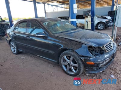 Czwarte zdjęcie samochodu z boku: 2007 MERCEDES-BENZ C 230 VIN:WDBRF52H07F929066 - miniatura