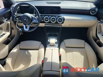 Zdjęcie 8 z 12 samochodu: 2021 MERCEDES-BENZ CLA 250 VIN:W1K5J4GB7MN198818 - miniatura