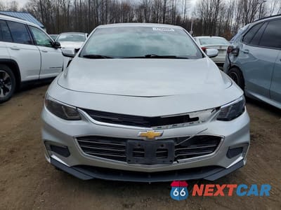 Piąte zdjęcie samochodu w środku: 2017 CHEVROLET MALIBU LT VIN:1G1ZE5ST7HF131652 - miniatura