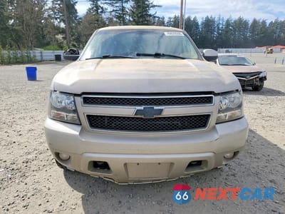 Piąte zdjęcie samochodu w środku: 2009 CHEVROLET SUBURBAN K1500 LT VIN:1GNFK26319J116081 - miniatura