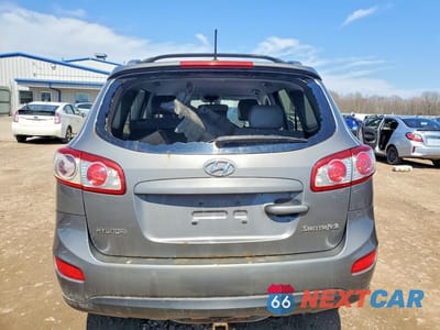 Zdjęcie 6 z 13 samochodu: 2010 HYUNDAI SANTA FE SE VIN:5NMSH4AG5AH407768 - miniatura