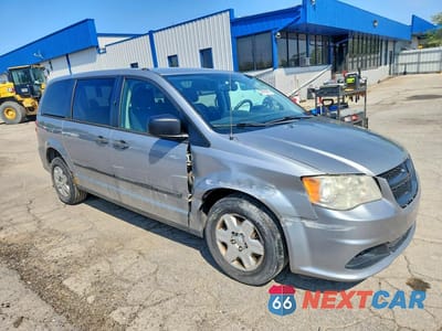 Czwarte zdjęcie samochodu z boku: 2013 RAM TRADESMAN VIN:2C4JRGAG4DR671665 - miniatura