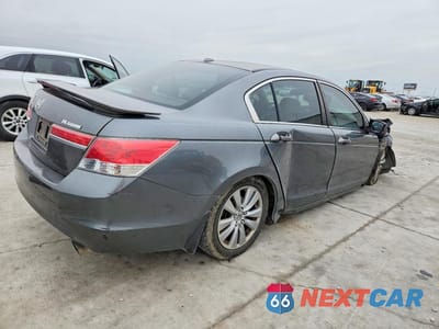 Trzecie zdjęcie samochodu z tyłu: 2012 HONDA ACCORD EXL VIN:1HGCP2F85CA156911 - miniatura