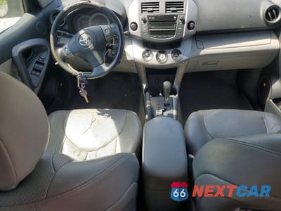 Zdjęcie 8 z 12 samochodu: 2008 TOYOTA RAV4 LIMITED VIN:JTMBD31V086061706 - miniatura