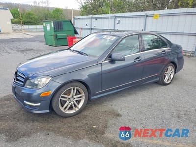 2014 MERCEDES-BENZ C 300 4MATIC WDDGF8AB3ER318683 - główne zdjęcie licytacji z USA - miniatura
