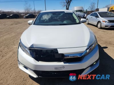 Piąte zdjęcie samochodu w środku: 2019 HONDA CLARITY VIN:JHMZC5F12KC800777 - miniatura