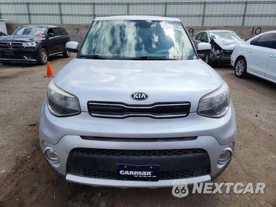 Piąte zdjęcie samochodu w środku: 2018 KIA SOUL + VIN:KNDJP3A5XJ7509114 - miniatura