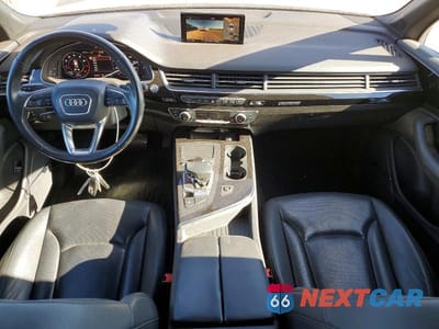 Zdjęcie 8 z 13 samochodu: 2019 AUDI Q7 PREMIUM PLUS VIN:WA1LAAF70KD031050 - miniatura
