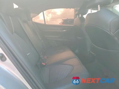 Zdjęcie 10 z 12 samochodu: 2021 TOYOTA CAMRY SE VIN:4T1G11AK6MU471615 - miniatura