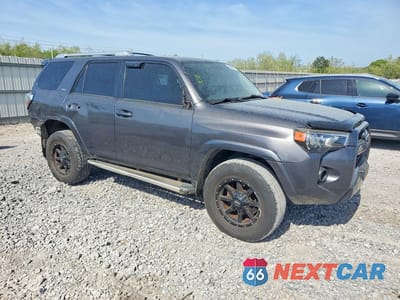 Czwarte zdjęcie samochodu z boku: 2016 TOYOTA 4RUNNER SR5 VIN:JTEBU5JR5G5361563 - miniatura