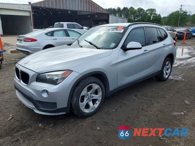 2015 BMW X1 SDRIVE28I WBAVM1C58FV318366 - główne zdjęcie licytacji z USA - miniatura