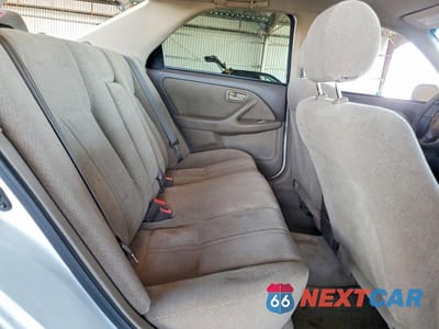 Zdjęcie 10 z 12 samochodu: 2001 TOYOTA CAMRY LE VIN:4T1BG22K21U826868 - miniatura