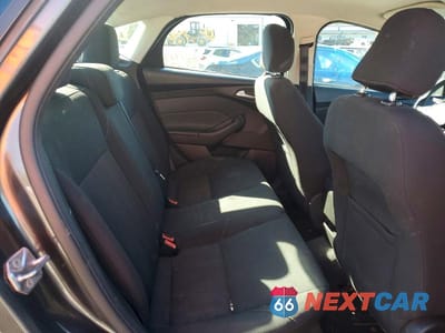 Zdjęcie 10 z 12 samochodu: 2016 FORD FOCUS SE VIN:1FADP3F2XGL382494 - miniatura