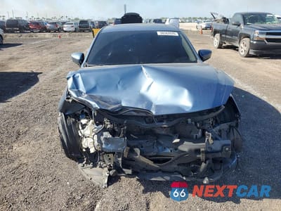 Piąte zdjęcie samochodu w środku: 2016 MAZDA 3 TOURING VIN:3MZBM1W70GM312749 - miniatura