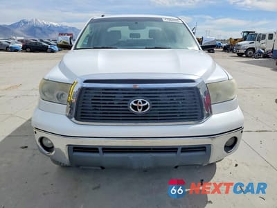 Piąte zdjęcie samochodu w środku: 2013 TOYOTA TUNDRA LIMITED VIN:5TFHY5F16DX273367 - miniatura