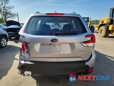 Zdjęcie 6 z 14 samochodu: 2019 SUBARU FORESTER VIN:JF2SKACCXKH521246 - miniatura