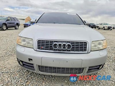 Piąte zdjęcie samochodu w środku: 2005 AUDI S4 VIN:WAUPL68E25A020371 - miniatura