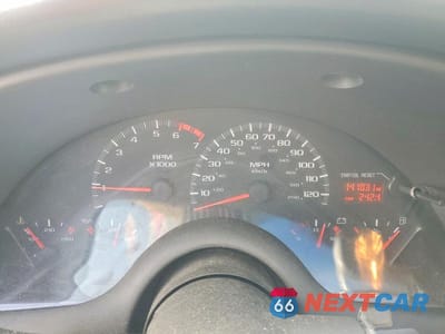 Zdjęcie 9 z 12 samochodu: 2002 CHEV CAMARO VIN:2G1FP22K322142675 - miniatura