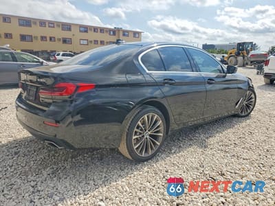 Trzecie zdjęcie samochodu z tyłu: 2021 BMW 530 I VIN:WBA53BH04MCF31185 - miniatura