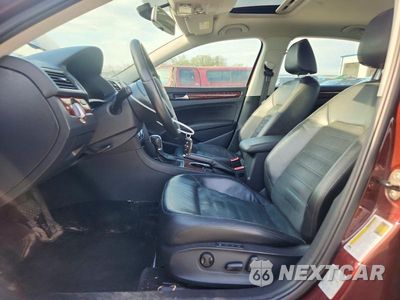Zdjęcie 7 z 12 samochodu: 2013 VOLKSWAGEN PASSAT SEL VIN:1VWCH7A34DC045418 - miniatura