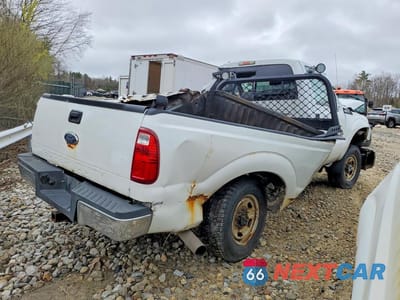 Trzecie zdjęcie samochodu z tyłu: 2011 FORD F250 SUPER DUTY VIN:1FTBF2BT8BEB02386 - miniatura